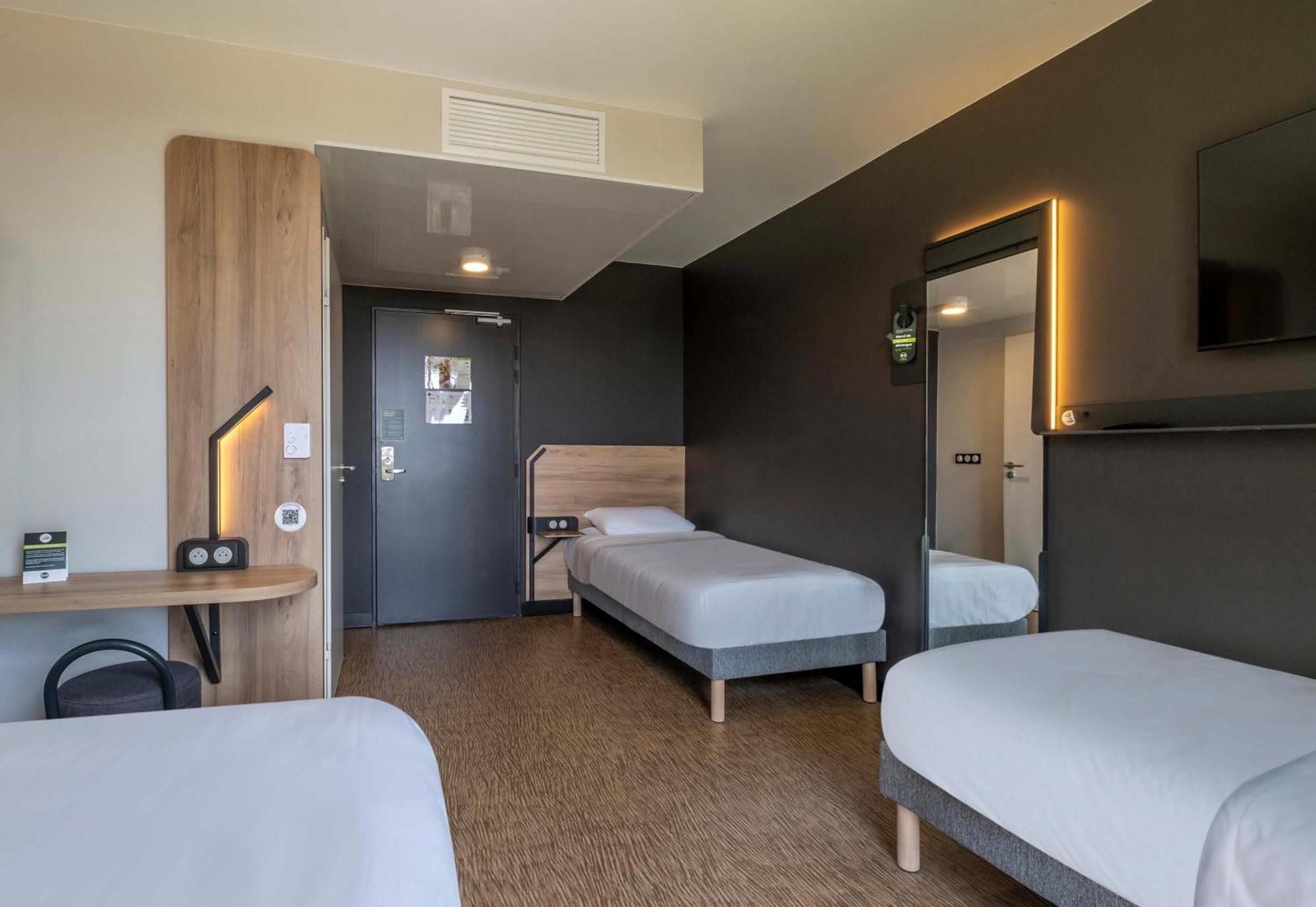 B&B Hotel Saintes Zewnętrze zdjęcie