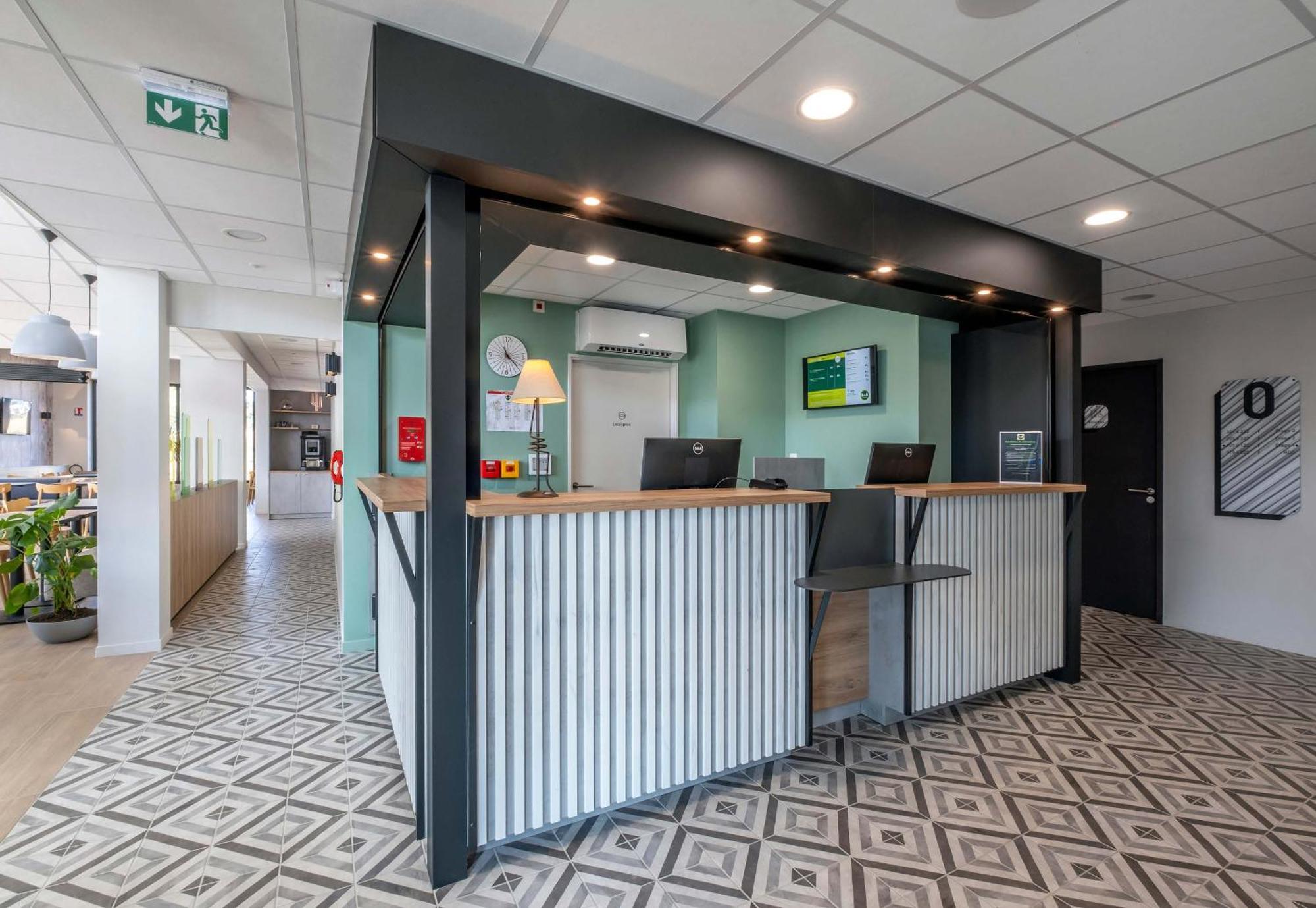 B&B Hotel Saintes Zewnętrze zdjęcie