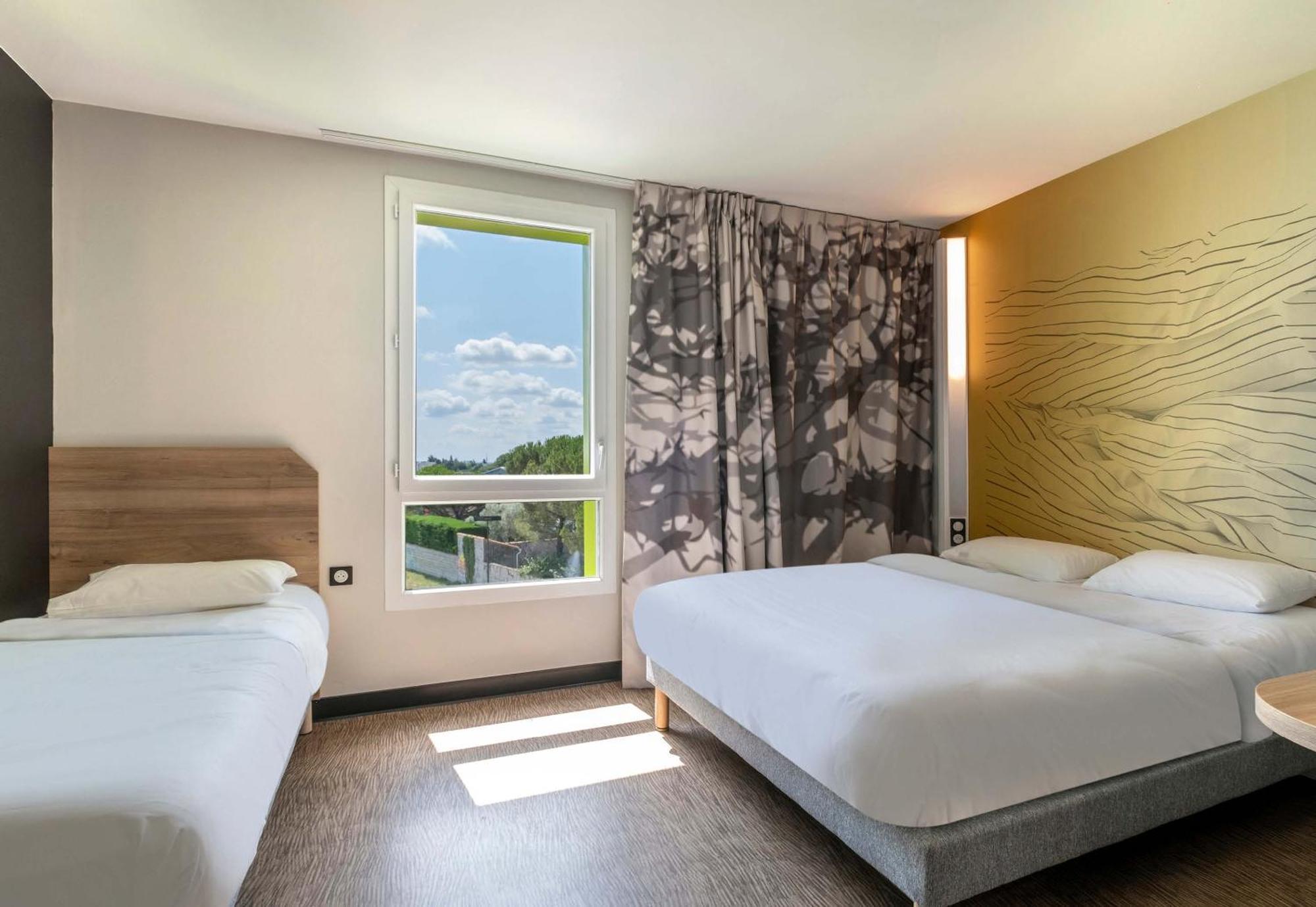 B&B Hotel Saintes Zewnętrze zdjęcie